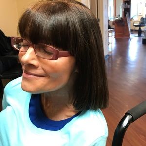 Meet your Posher, Linda